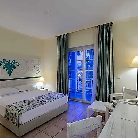 Asteria Family Hotel