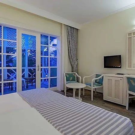 Asteria Family Hotel